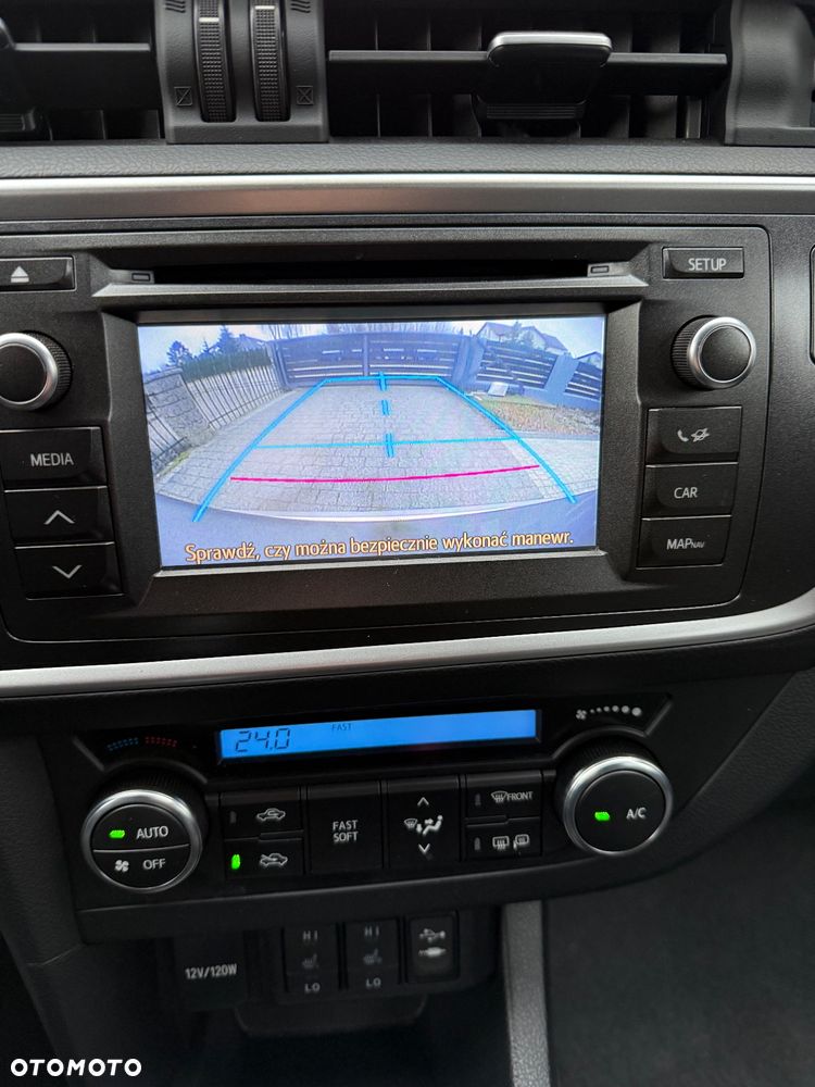 Toyota Auris 2.0 D-4D Prestige - 20