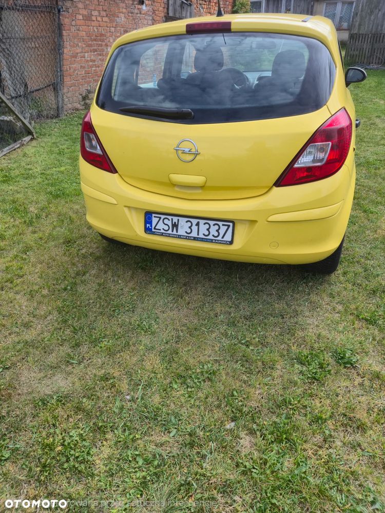 Opel Corsa - 11