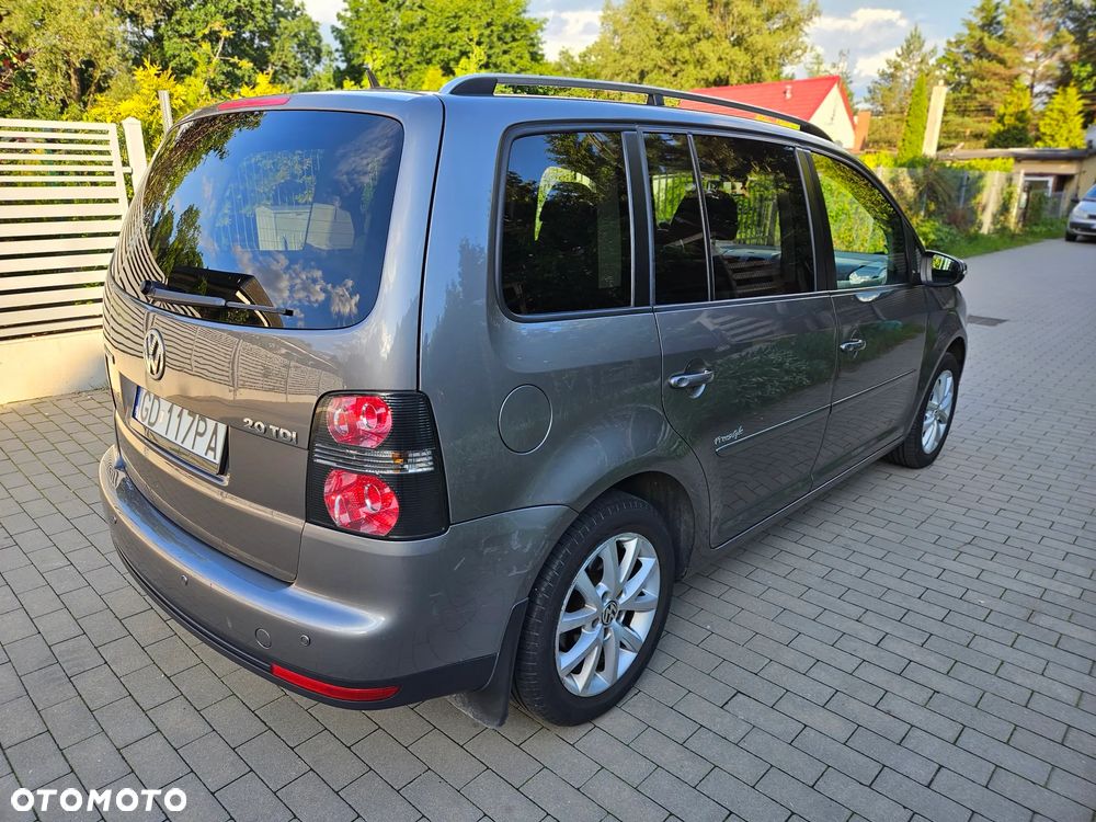 Volkswagen Touran 2.0 TDI DPF Cross - 8