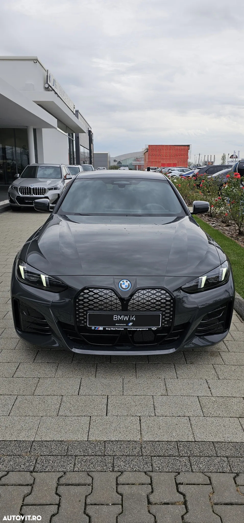 BMW i4 - 4