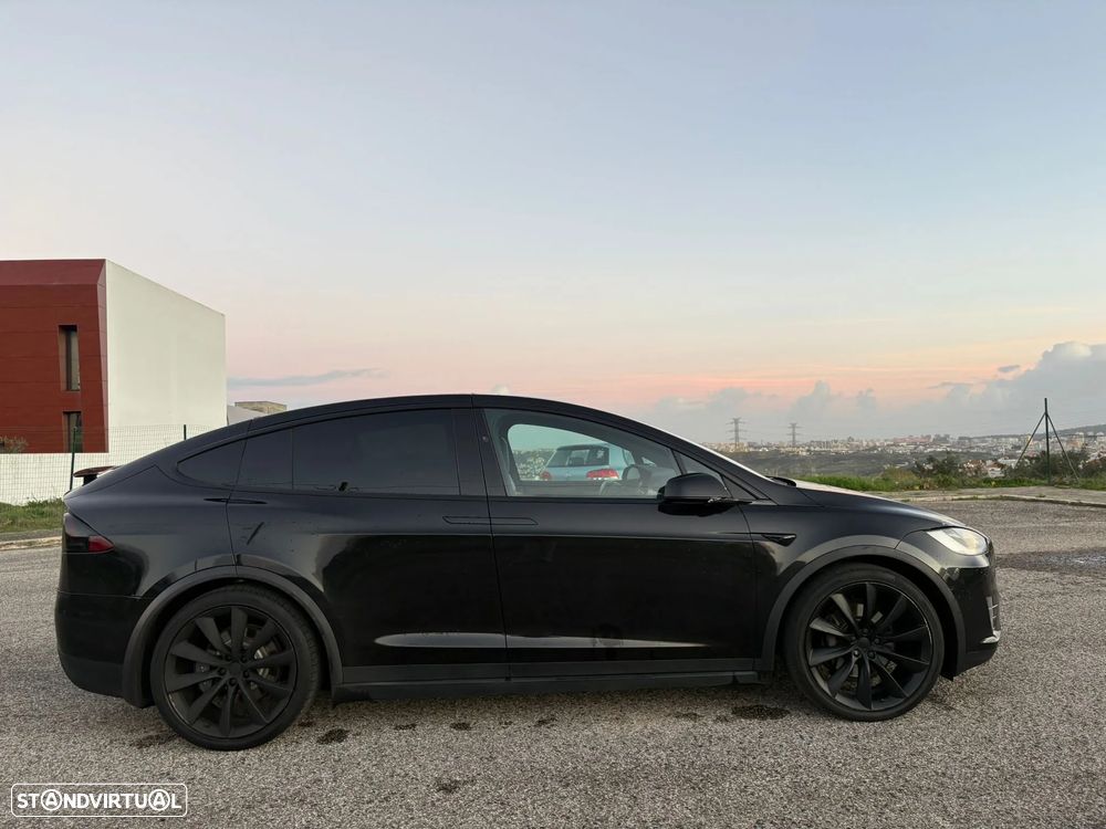 Tesla Model X 100D - 9
