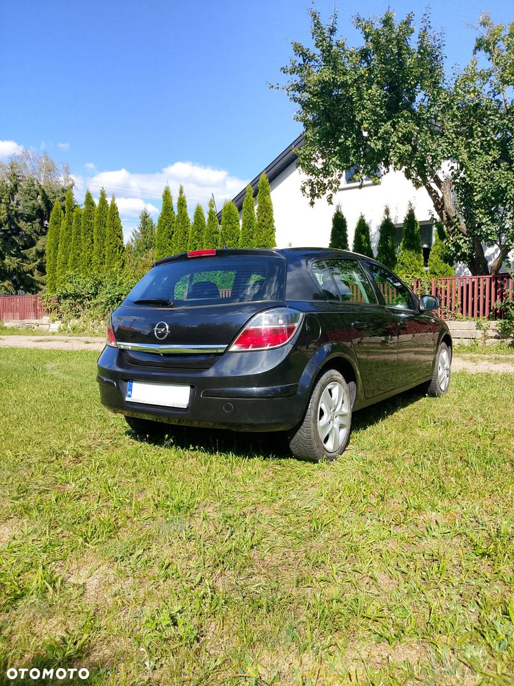 Opel Astra - 4