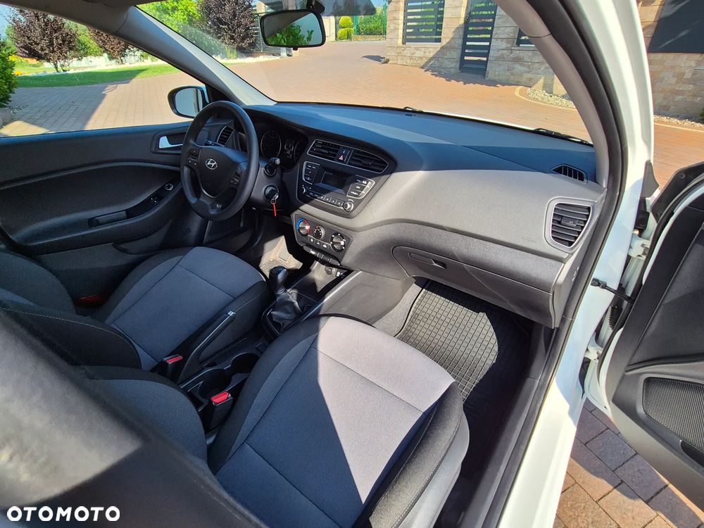 Hyundai i20 1.2 Classic Plus - 13