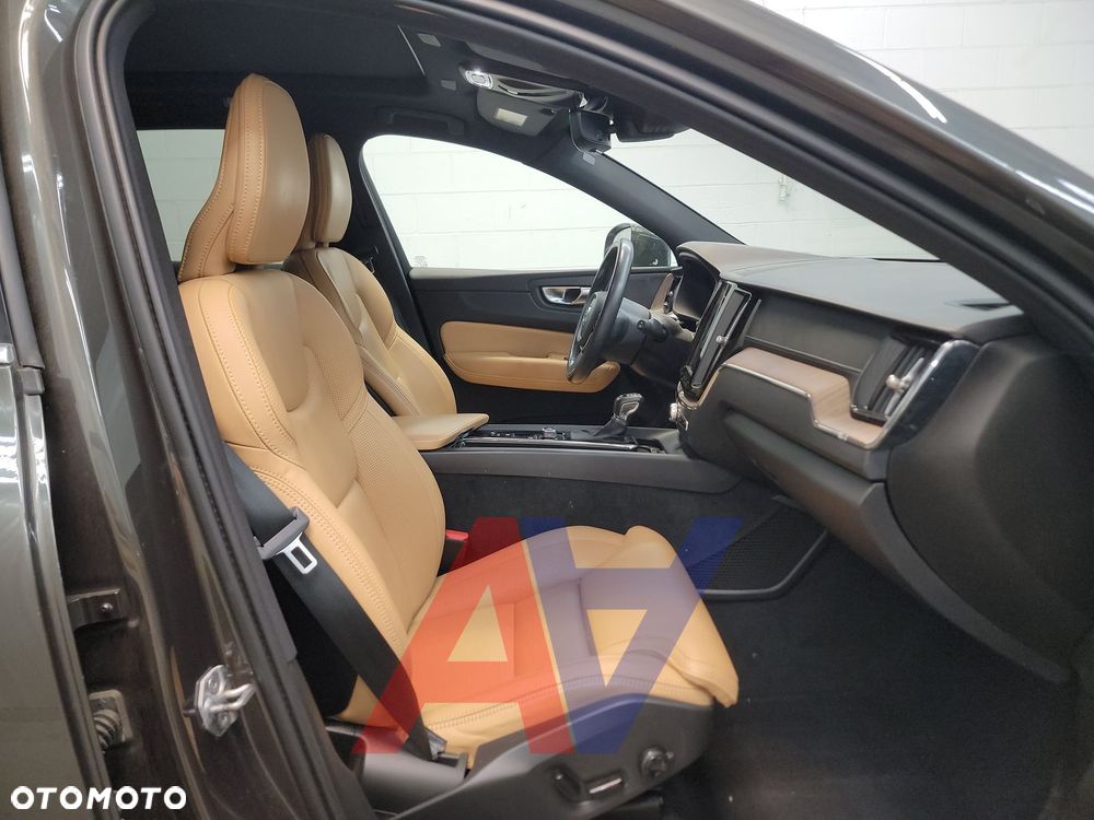 Volvo XC 60 T6 AWD Inscription - 13