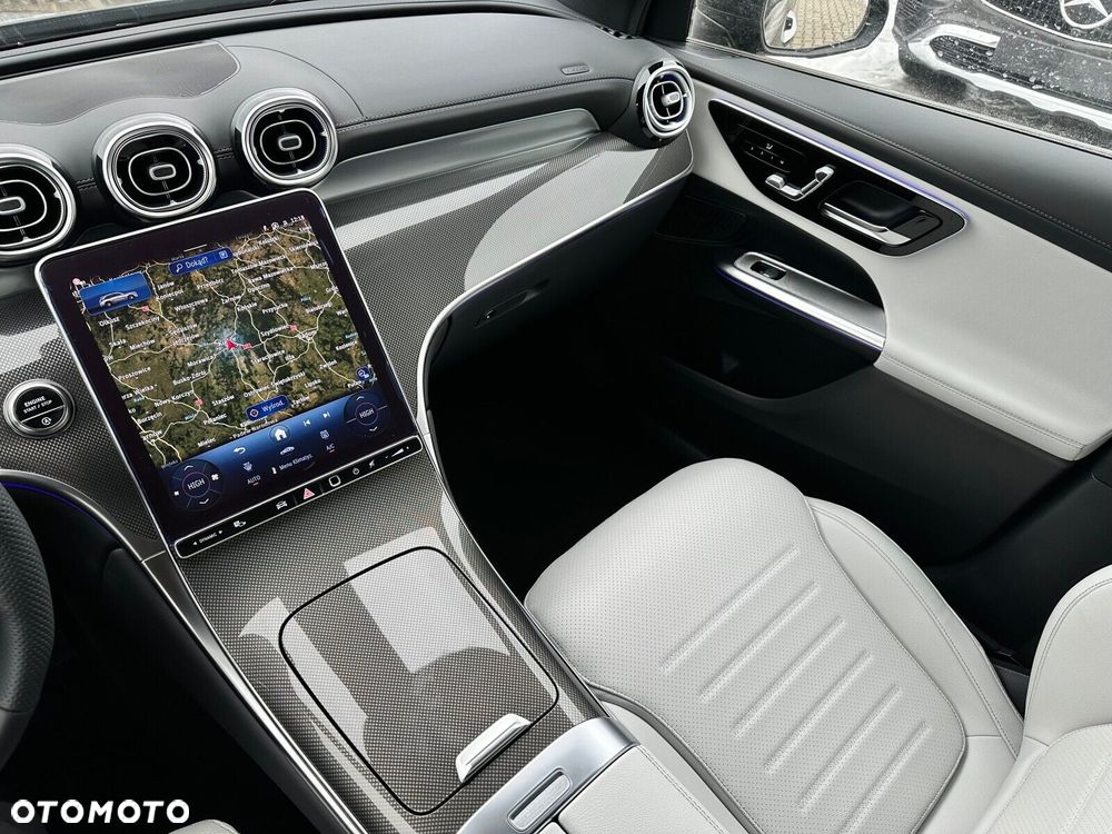 Mercedes-Benz GLC - 11