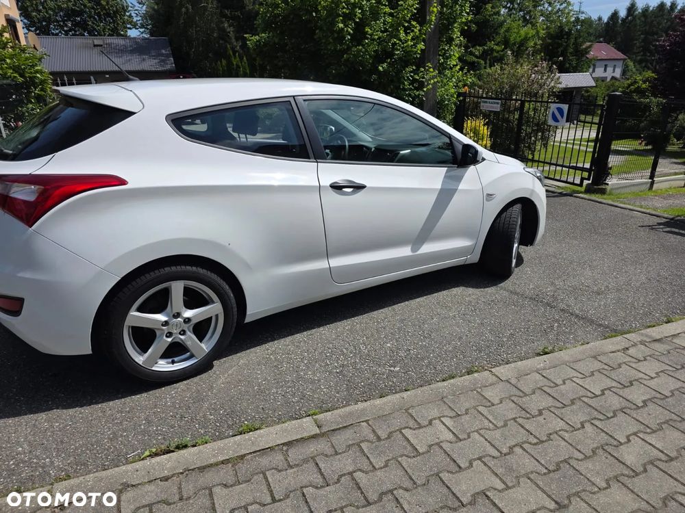 Hyundai i30 1.4 Base - 26
