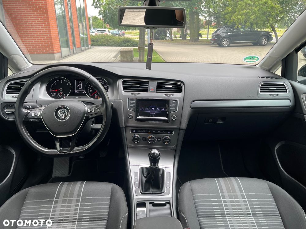 Volkswagen Golf 1.6 TDI BlueMotion Trendline - 23