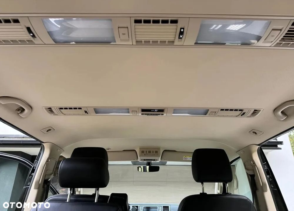 Volkswagen Multivan - 14