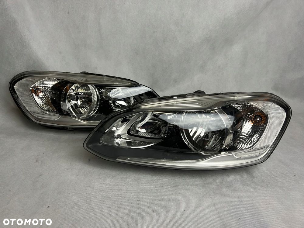 VOLVO XC60 I LIFT ZWYKŁA LAMPA LEWA PRAWA REFLEKTOR LEWY PRAWY DEMONTAŻ - 1