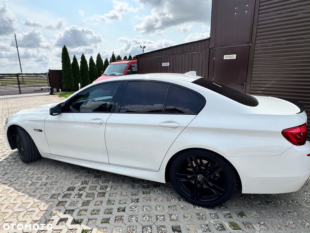 BMW Seria 5 2011 photo 4