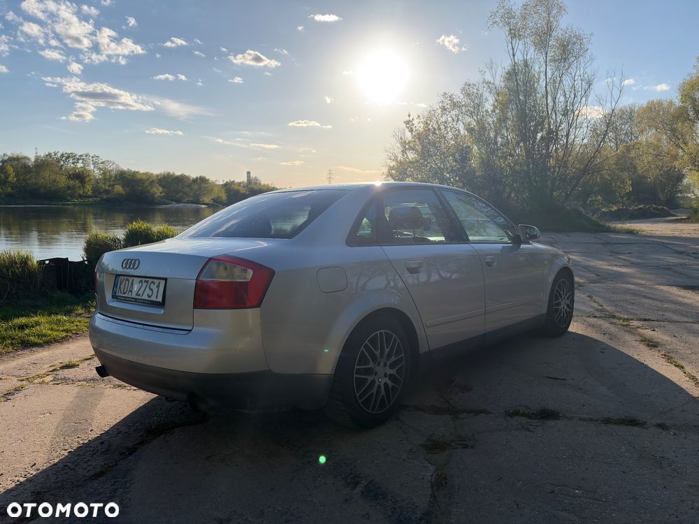 Audi A4 Limousine 1.8T - 3