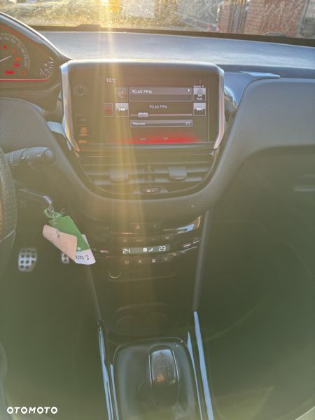 Peugeot 2008 PureTech 110 Stop&Start GT-Line Edition - 10