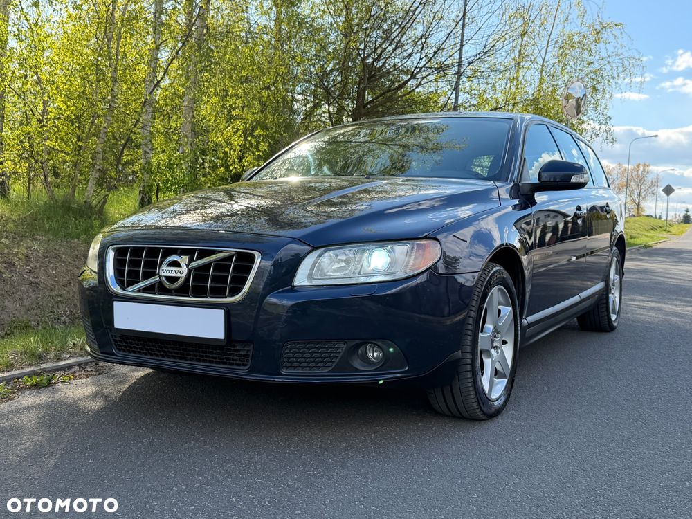 Volvo V70 2.0D Summum - 1