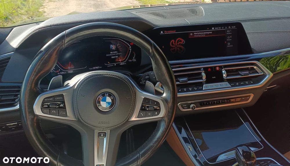 BMW X5 xDrive40i - 10
