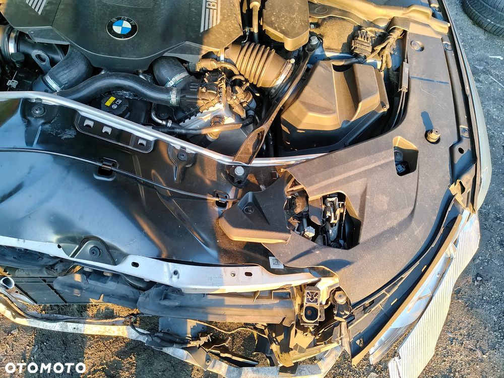 BMW Seria 8 M850i xDrive - 11