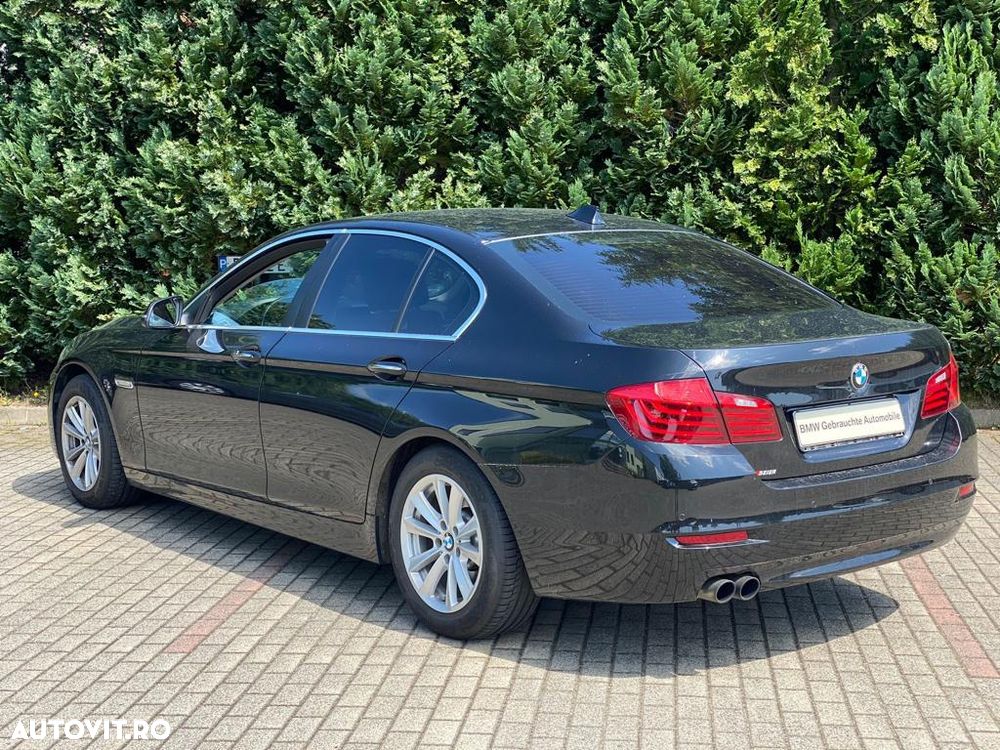 BMW Seria 5 525d xDrive - 22