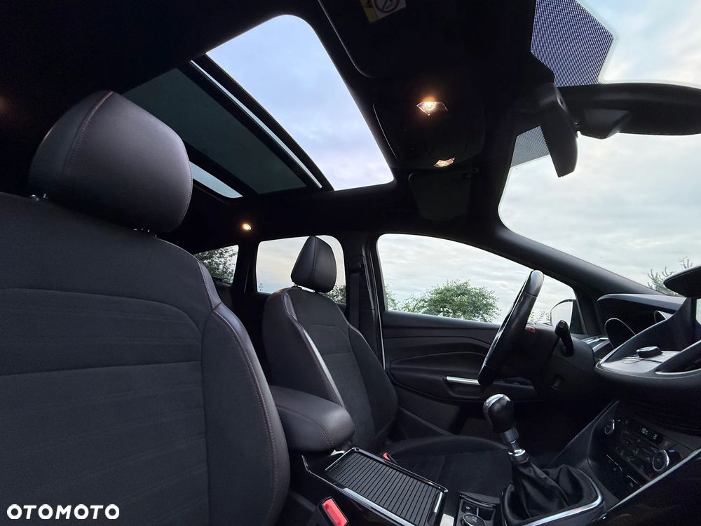 Ford Kuga 1.5 EcoBoost FWD ST-Line - 20