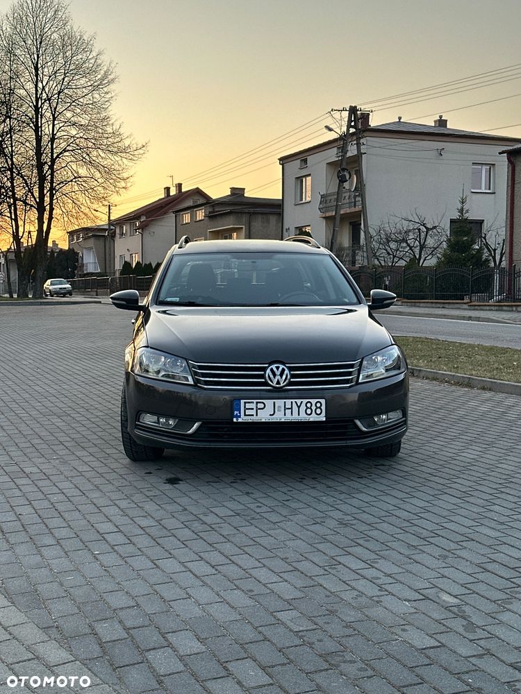 Volkswagen Passat 1.6 TDI Trendline - 4