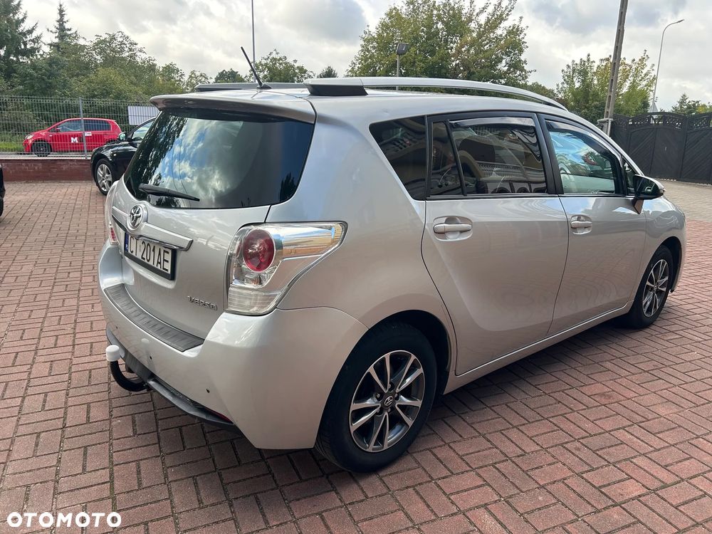 Toyota Verso 1.8 Sol plus NAVI - 19