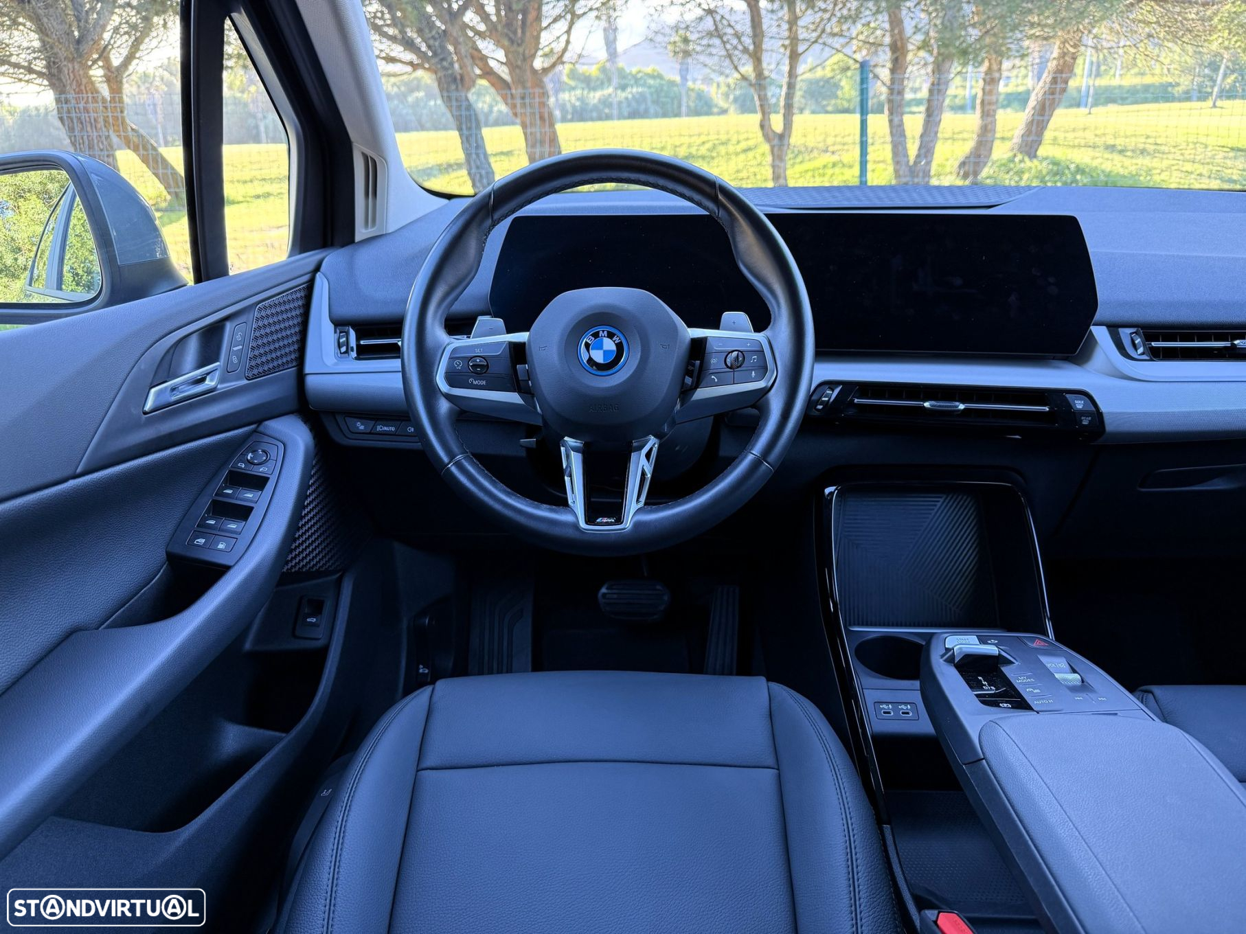 BMW 225xe Active Tourer - 38