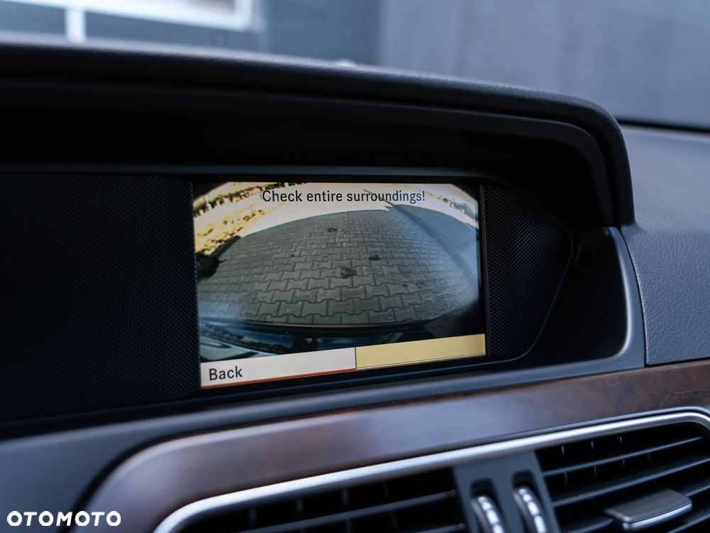 Mercedes-Benz Klasa C 250 CGI BlueEff - 34