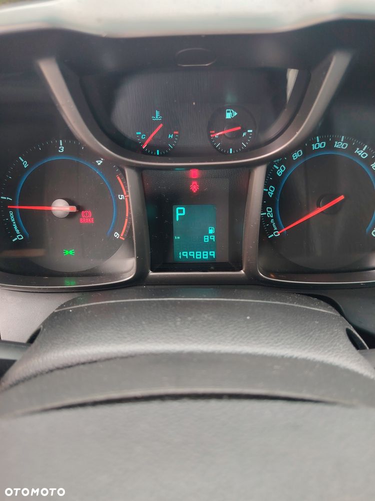 Chevrolet Orlando - 8