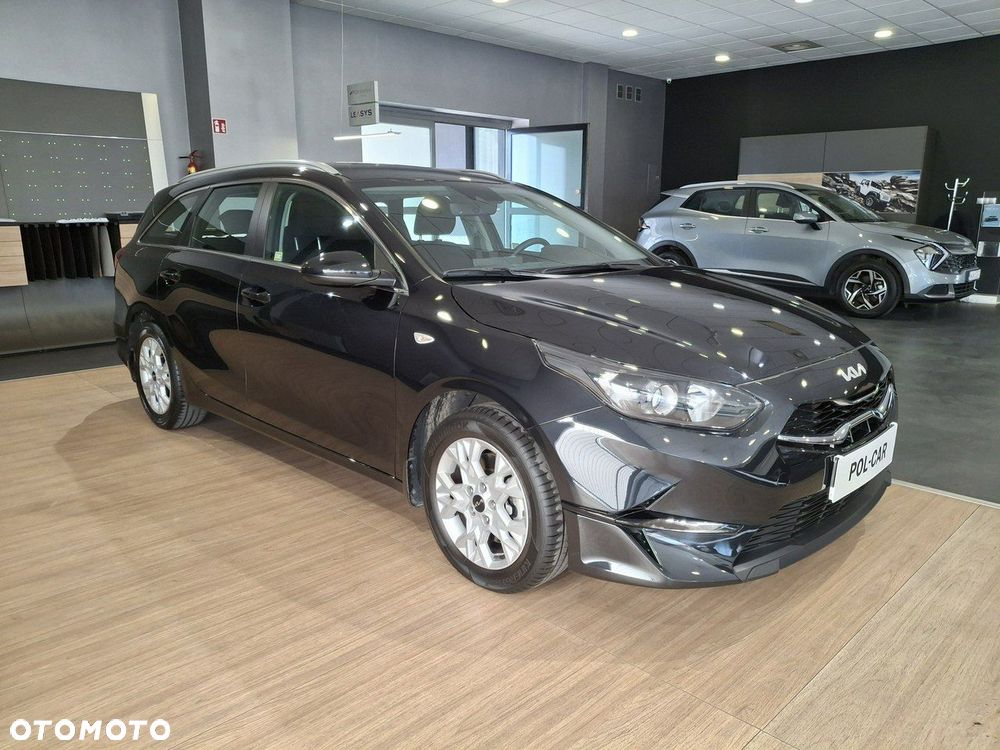 Kia Ceed 1.5 T-GDI M - 3