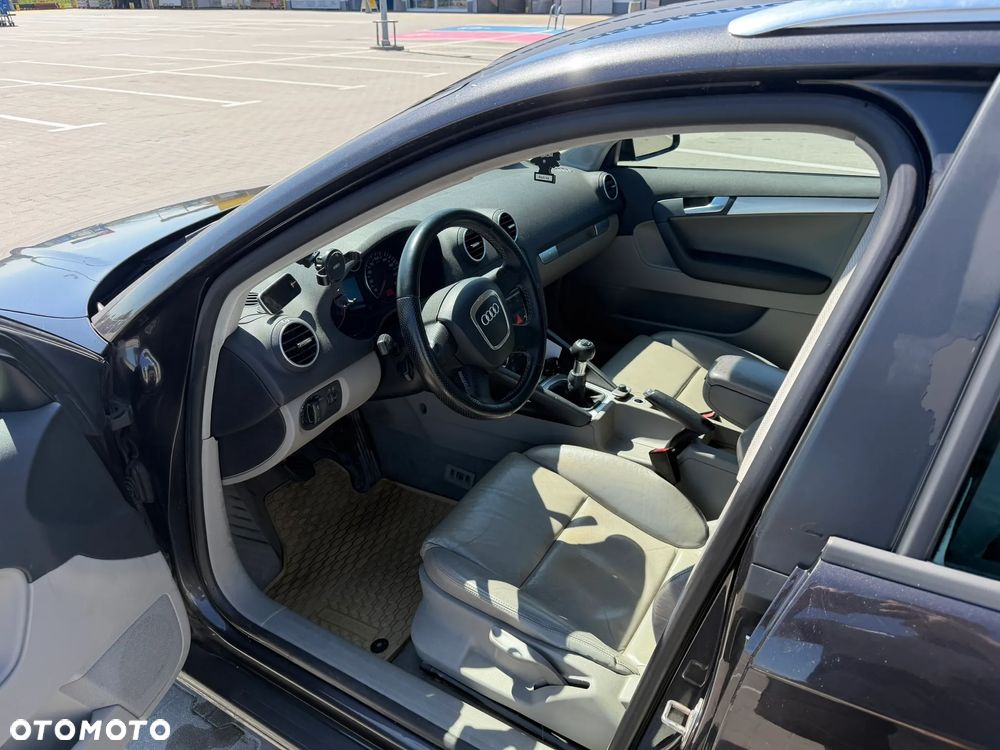 Audi A3 Sportback 2.0 TDI Ambiente - 10