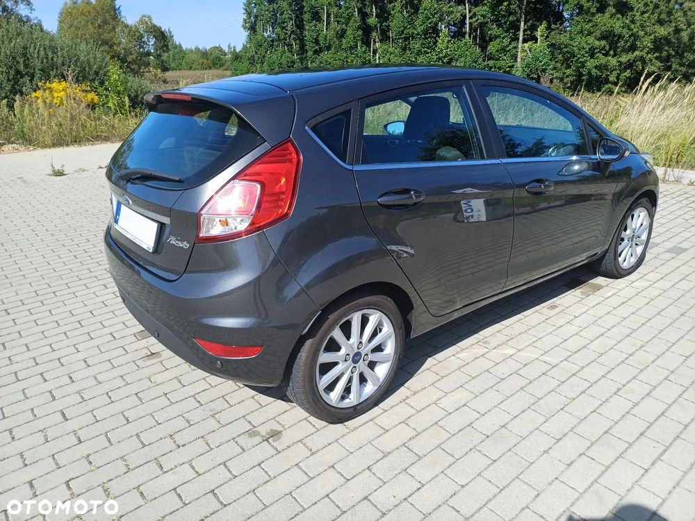 Ford Fiesta - 4