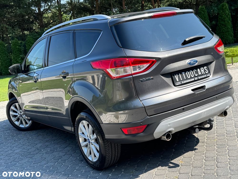 Ford Kuga 2.0 TDCi 2x4 Titanium - 12