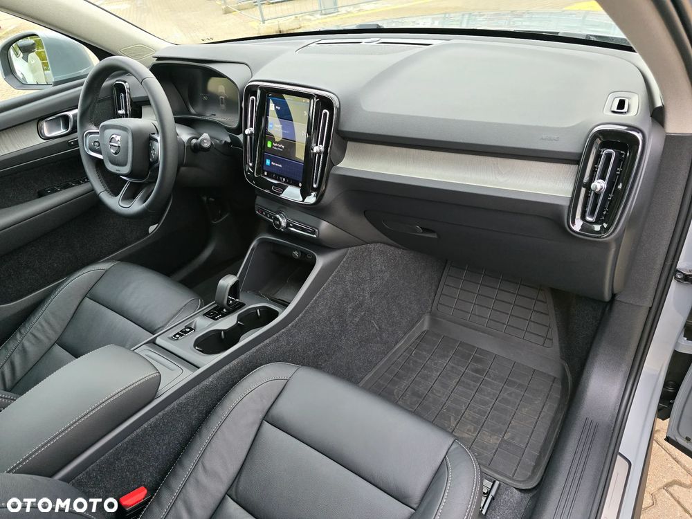 Volvo XC 40 T5 AWD Momentum - 18