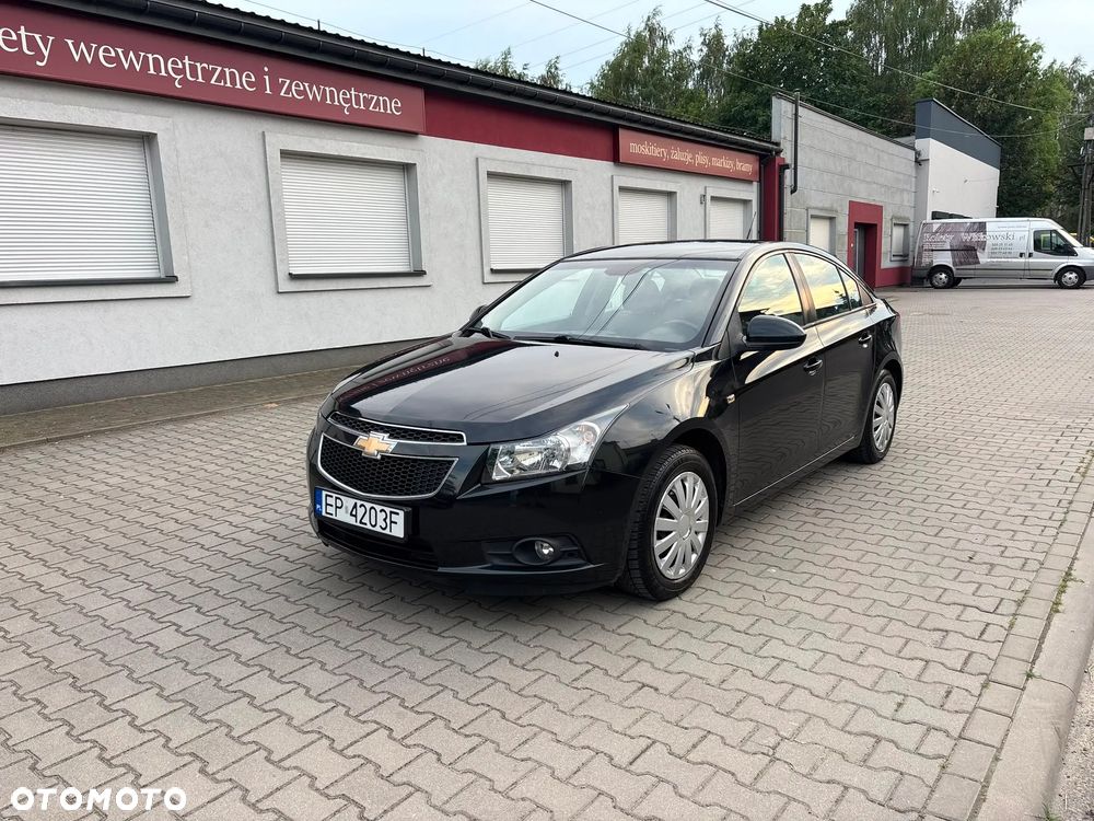 Chevrolet Cruze - 16