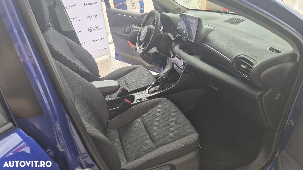 Toyota Yaris 1.5 VVT-i HSD Dynamic - 11