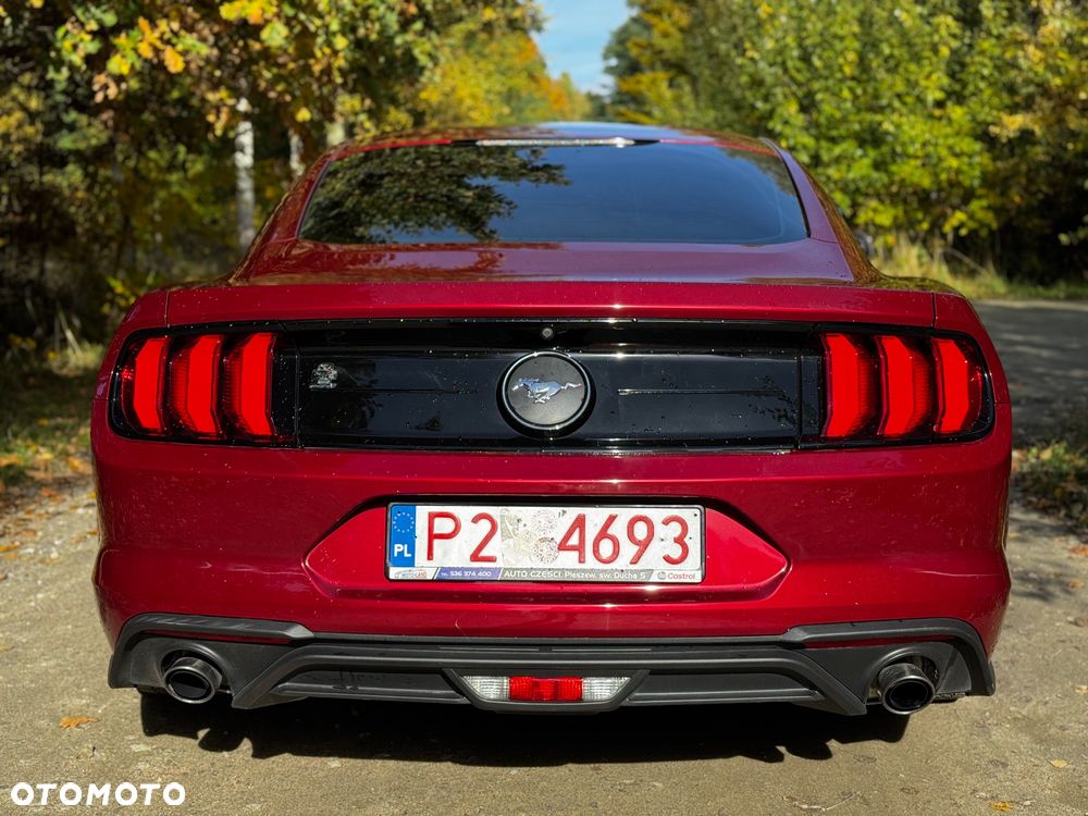 Ford Mustang 2.3 EcoBoost - 11