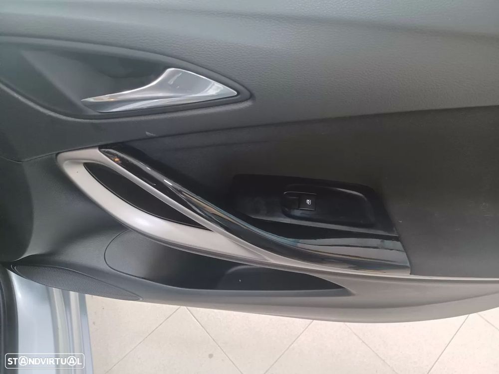 Opel Astra 1.0 Business Edition S/S - 24