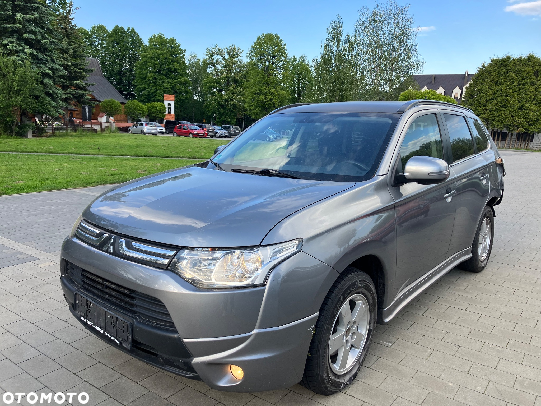 Mitsubishi Outlander - 5