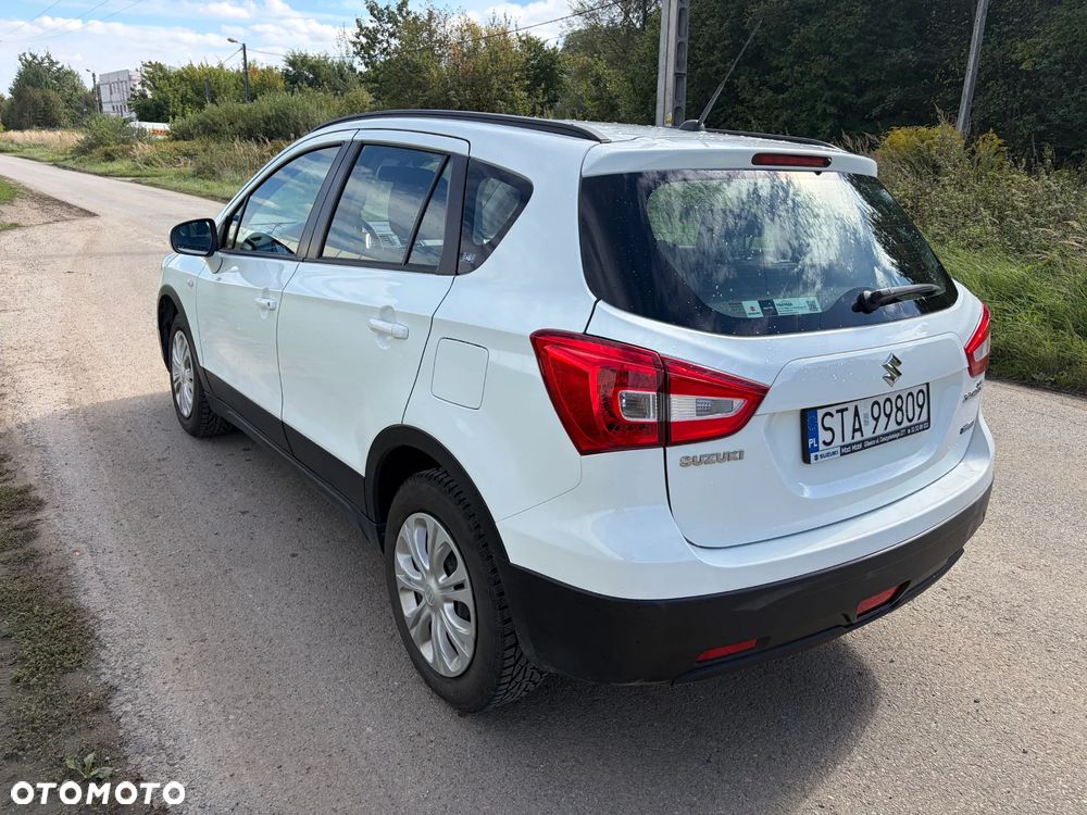 Suzuki SX4 - 4