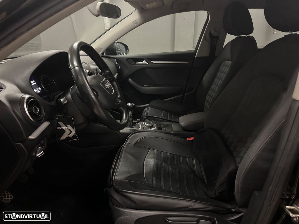 Audi A3 Sportback 1.6 TDI Attraction - 22