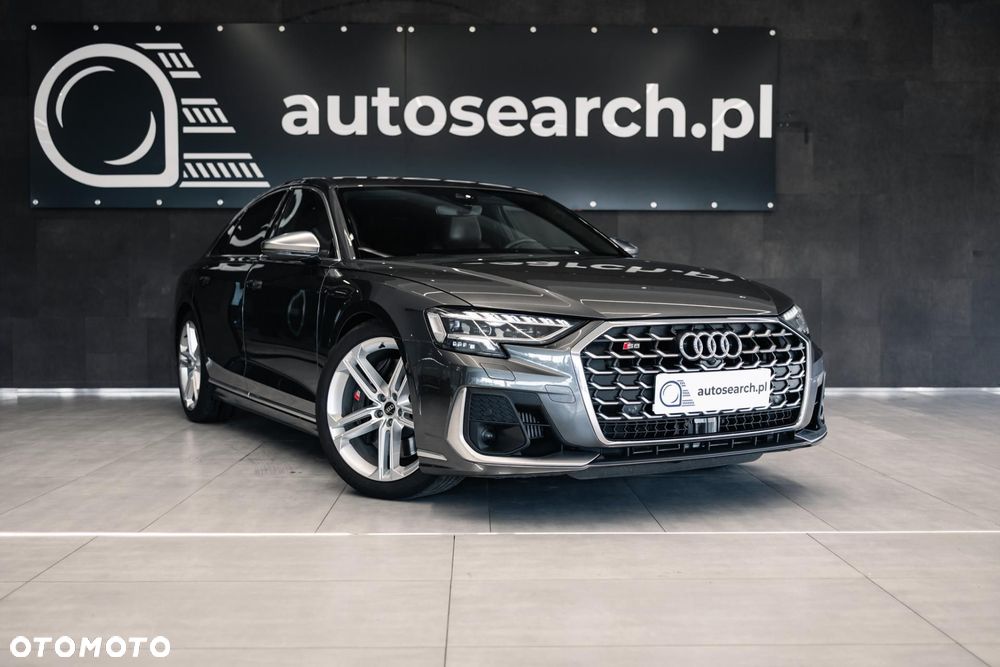 Audi S8 - 4