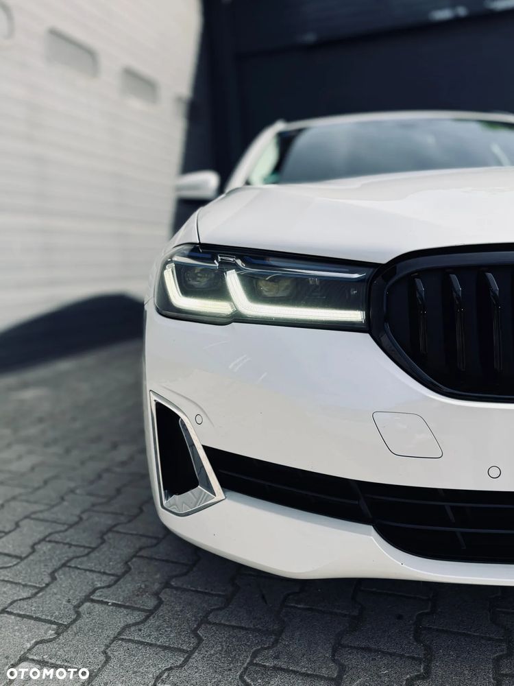BMW Seria 5 530d xDrive Luxury Line sport - 7