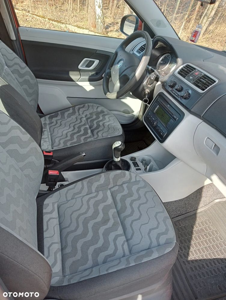 Skoda Fabia 1.2 HTP - 8
