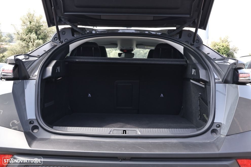 Peugeot 408 1.6 Hybrid Allure e-EAT8 - 19