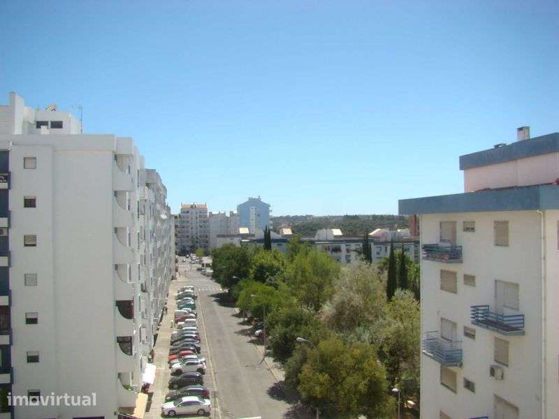 Apartamento T2 adaptável para  T3 - Grande imagem: 2/10
