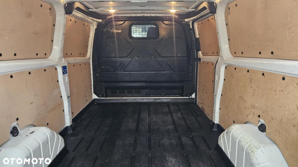 Ford Transit Custom - 21