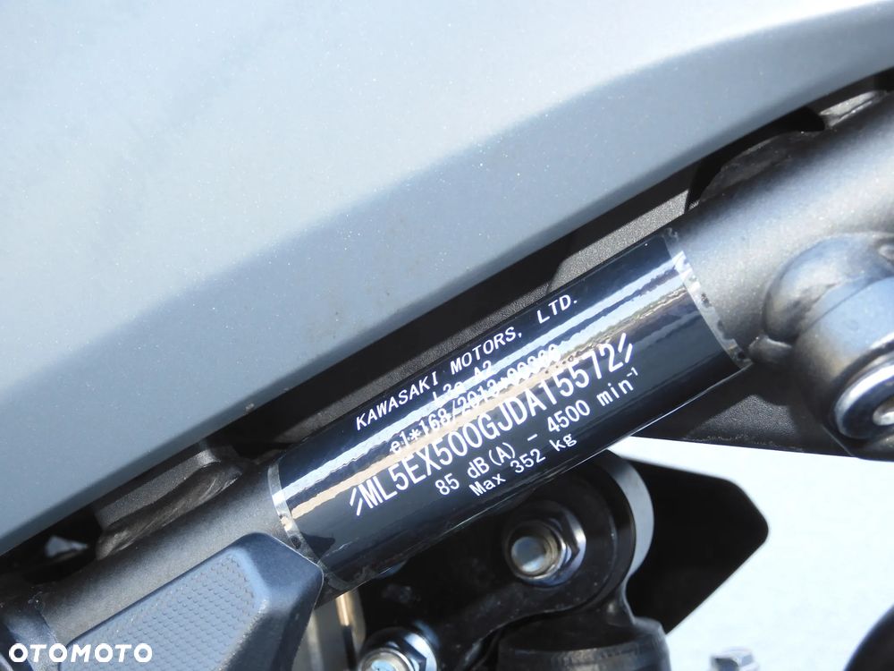 Kawasaki Ninja 500 - 32