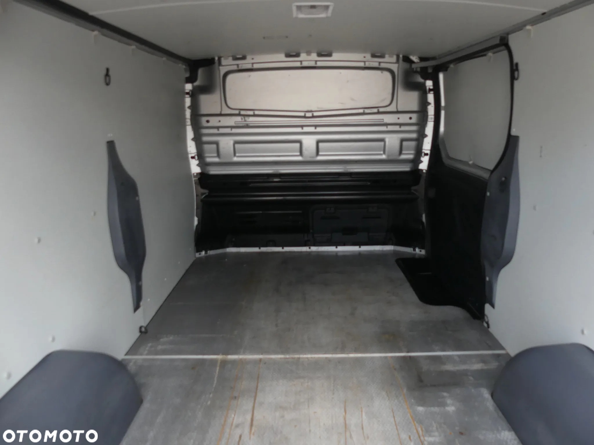 Renault TRAFIC FORMUŁA EDITION - 33