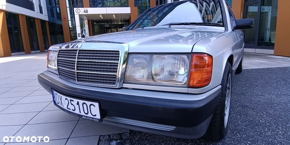 Mercedes-Benz W201 (190) - 28