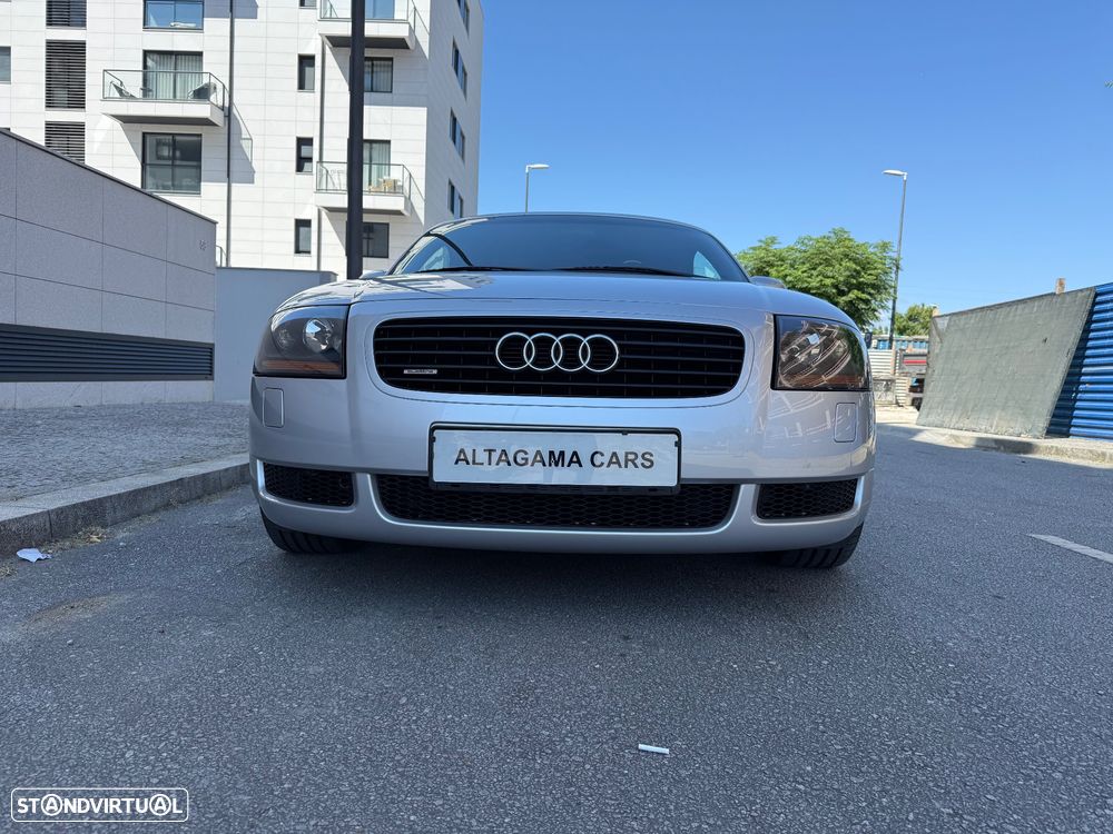 Audi TT Coupé 1.8 T quattro - 4