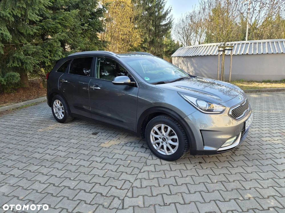 Kia Niro 1.6 GDI Hybrid Business Line - 4