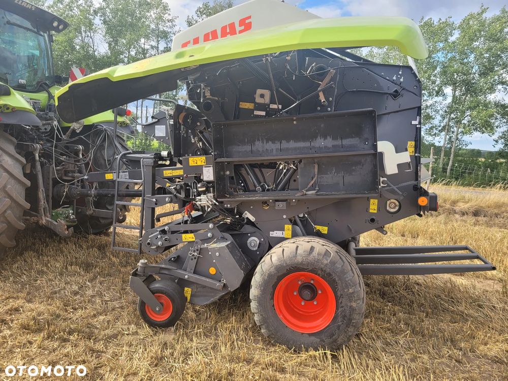 Claas Variant 460RC - 6